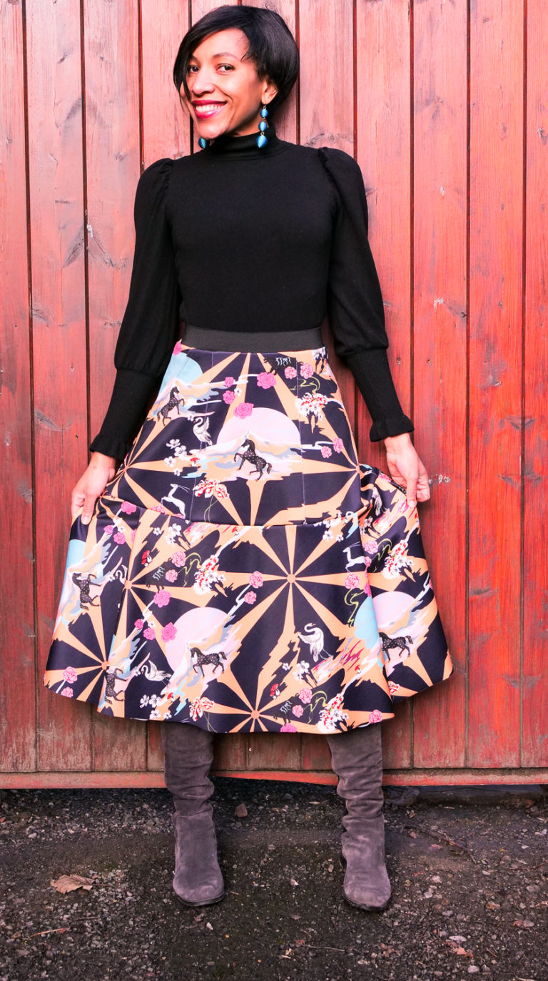 DIY Sewing Project - A-Line Scuba Skirt - saturday night stitch