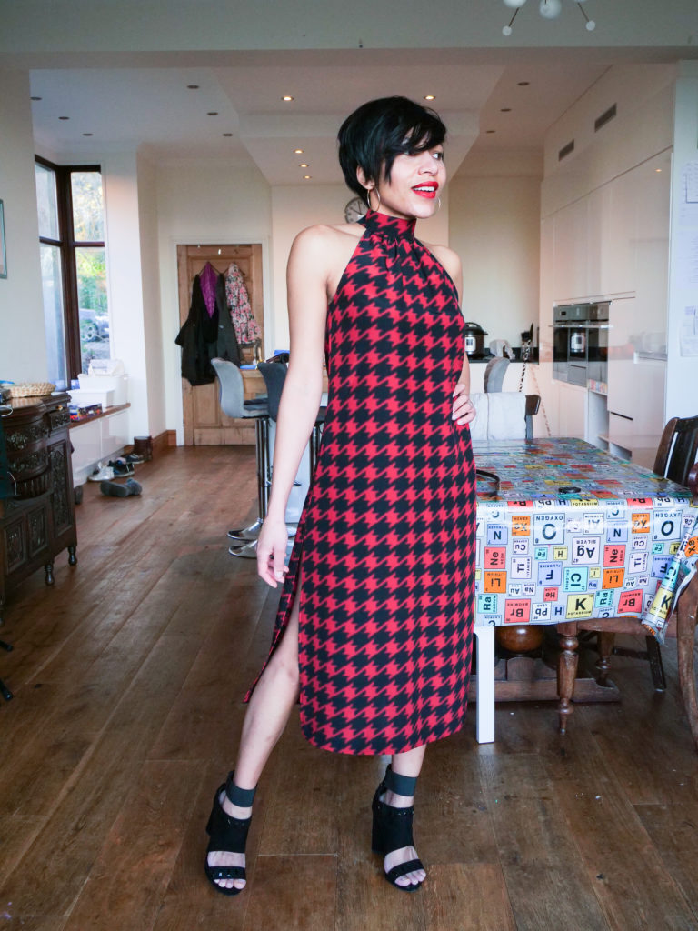 A little bit of leg here ....Burda 7/2019 #117 Top | Sewing Pattern Review.