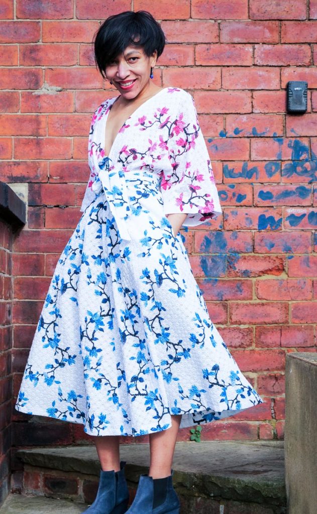 Vogue 9253 Sewing Pattern Review - Contrasting fabrics