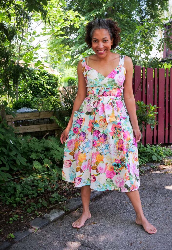 PatternEasy Retro Summer Wrap Dress Review - Pattern Easy Russian Sewing Patterns - Love this summer dress