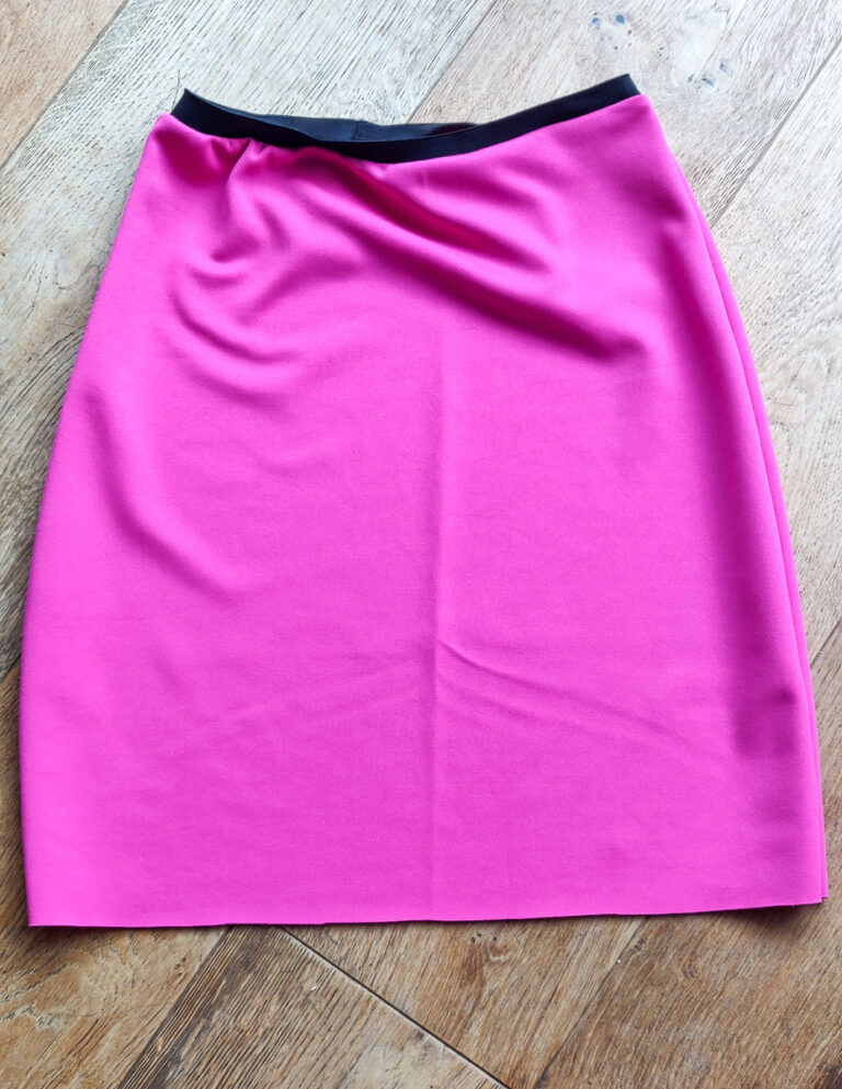 8 DIY Scuba Skirts - Batch Sewing Lady McElroy Fabrics - saturday night ...
