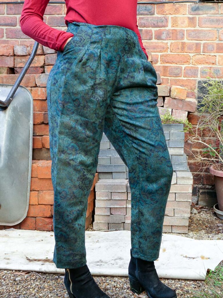 BURDA 10/2018 #102 Sewing Pattern Review | DIY Wool Pants - saturday night stitch sewing blog