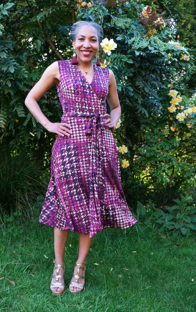 Vintage VOGUE 1549 Sewing Pattern WRAP DRESS | Diane Von Furstenberg - Saturday Night Stitch - a sewing Blog 