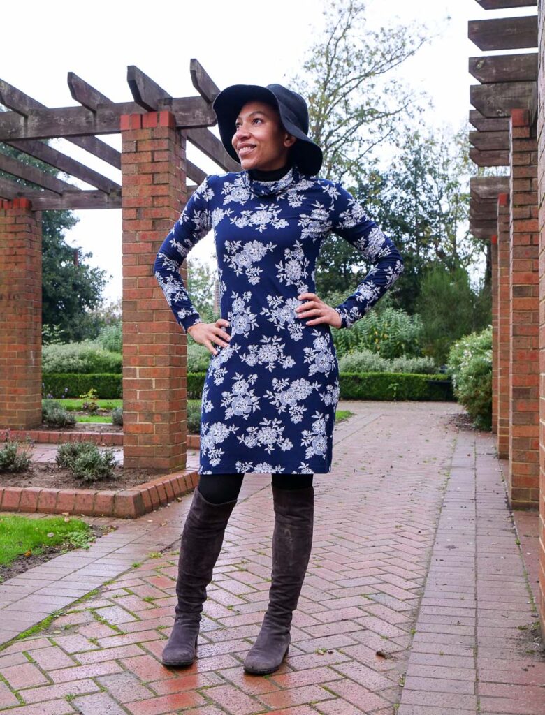 McCalls M6886 Sewing Pattern Review sewn using Dashwood Studios Knit Jersey Fabrics - saturday night stithc - a UK sewing blog