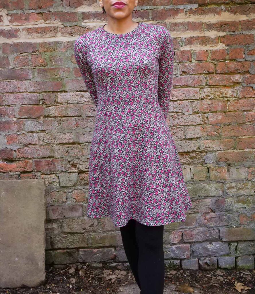 McCalls M7349 Pattern Review | Saturday Night Stitch - a sewing blog. Skater dress sewing pattern. A perfect fit and flare dress.