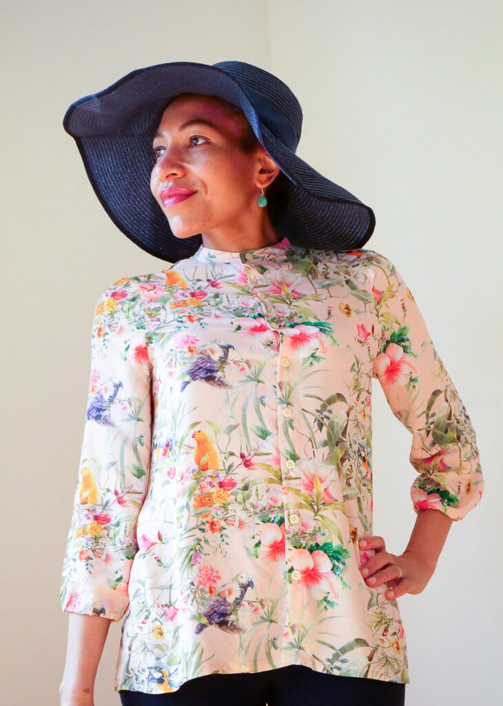 Avid Seamstress The Blouse sewing pattern review - saturday night stitch - a sewing blog - the fabric drapes beautifully